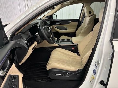 Used 2026 Acura MDX SH-AWD w/ Advance Package image 2