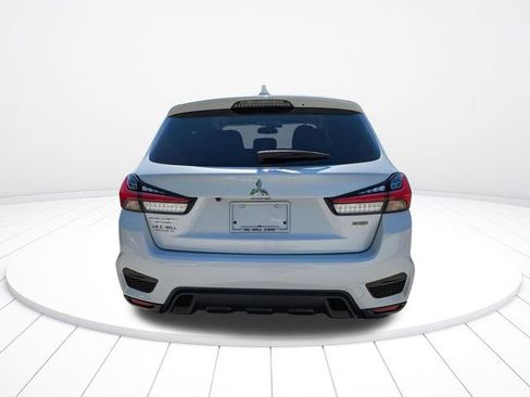 Used 2024 Mitsubishi Outlander Sport LE image 5