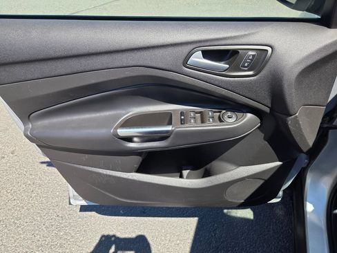 Used 2018 Ford Escape SE AWD/4WD image 10