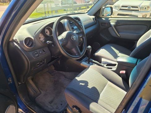 Used 2004 Toyota RAV4 2WD image 10