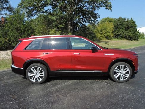 New 2026 Cadillac Vistiq Luxury image 4