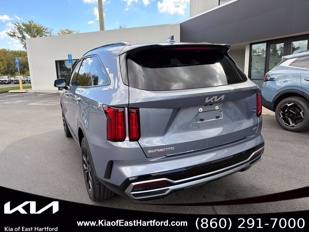 Used 2023 Kia Sorento SX AWD/4WD image 10