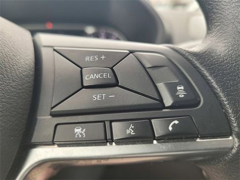 Used 2023 Nissan Sentra SV image 27