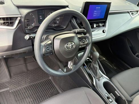Certified 2023 Toyota Corolla LE FWD image 4