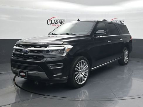 Used 2022 Ford Expedition Max Limited image 3