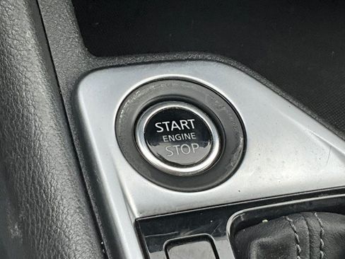 Used 2021 Nissan Sentra SV FWD image 23