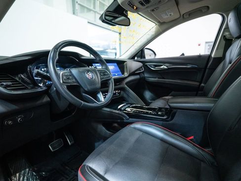 Used 2022 Buick Envision Essence w/ Sport Touring Package AWD/4WD image 4