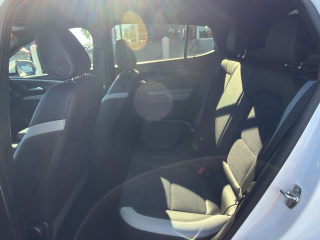 Used 2024 Buick Envista Preferred w/ Convenience II Package FWD image 24