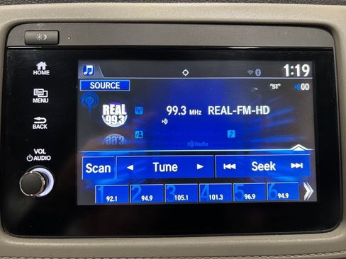 Used 2019 Honda HR-V EX image 27