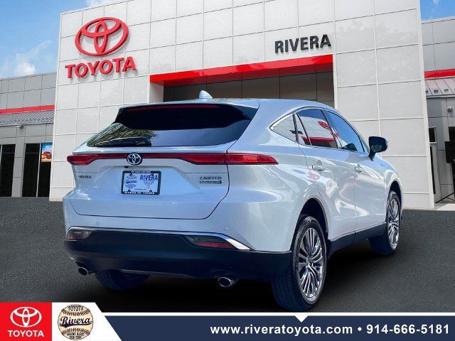 Certified 2024 Toyota Venza Limited AWD/4WD image 7