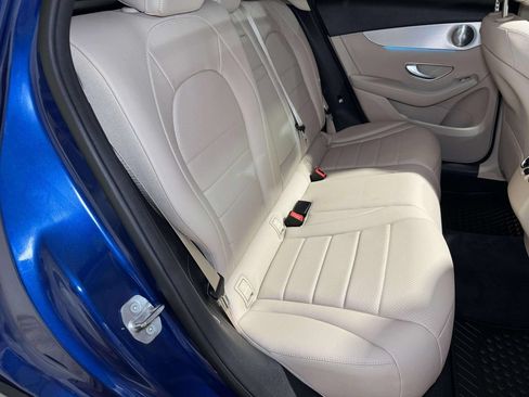 Used 2017 Mercedes-Benz GLC 300 4MATIC image 25