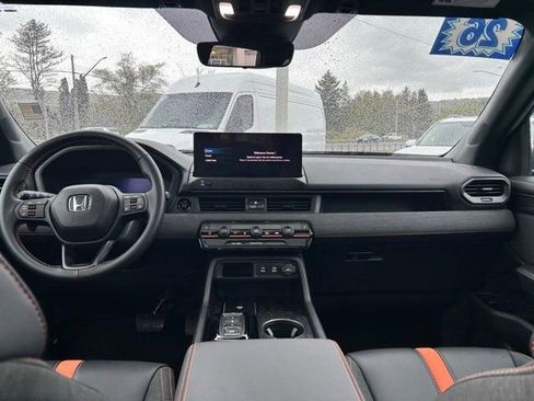Used 2026 Honda Passport TrailSport image 12