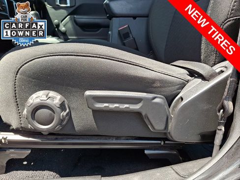 Used 2021 Jeep Gladiator Sport w/ Trailer Tow Package AWD/4WD image 26
