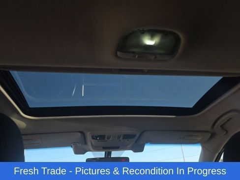 Used 2019 Subaru Outback 2.5i Limited AWD/4WD image 18