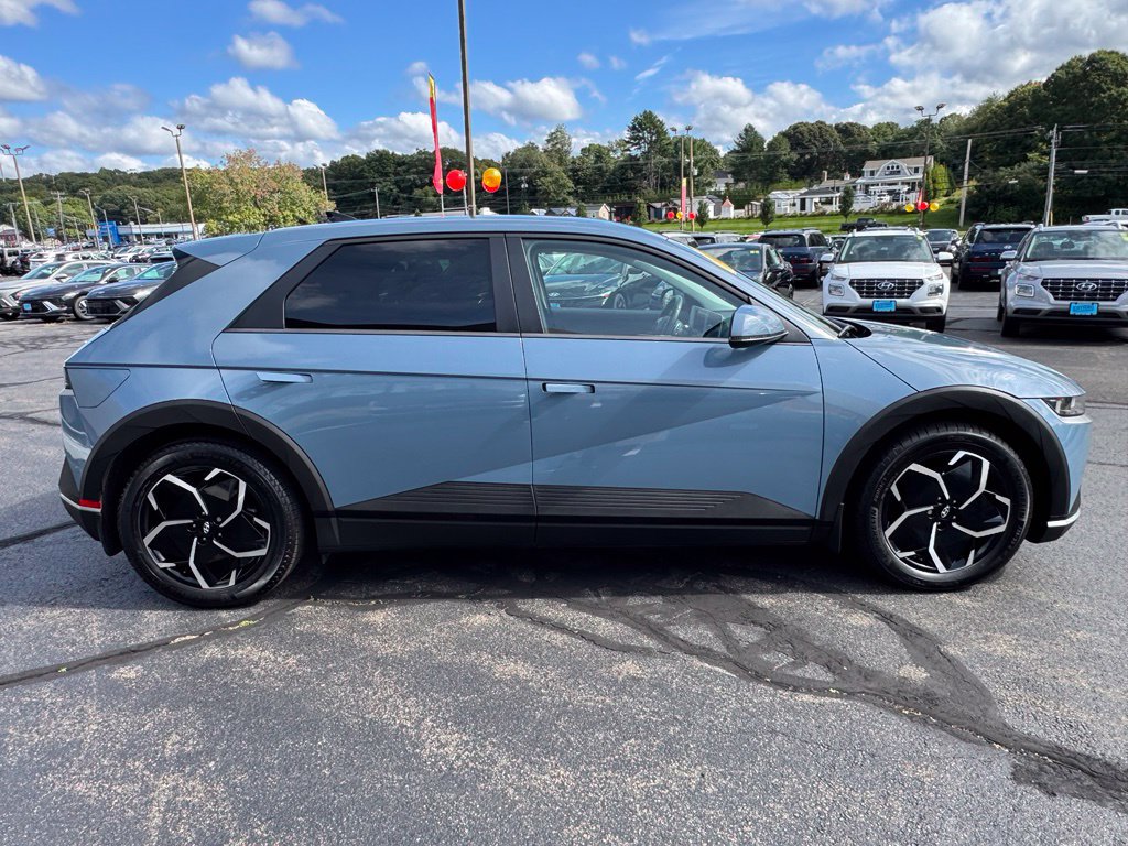 Used 2024 Hyundai Ioniq 5 SEL AWD/4WD image 4