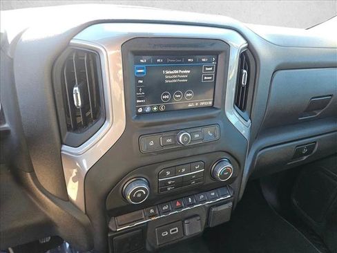 Used 2022 Chevrolet Silverado 1500 Custom w/ Safety Confidence Package image 17