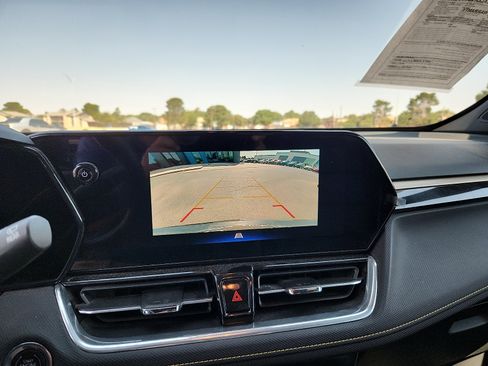 Used 2025 Chevrolet TrailBlazer ACTIV FWD image 18
