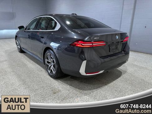 Certified 2026 BMW 530i xDrive AWD/4WD image 6
