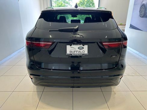 New 2026 Jaguar F-PACE R-Dynamic S image 3