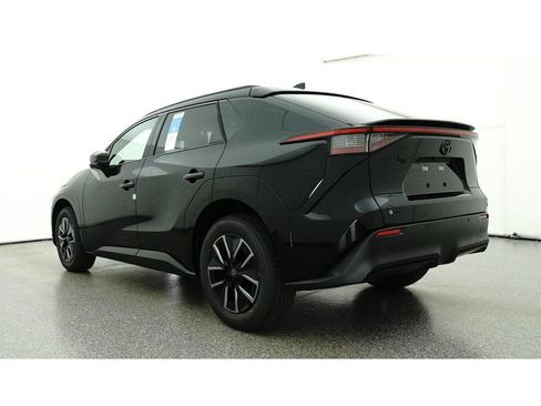 New 2026 Toyota bZ FWD image 21