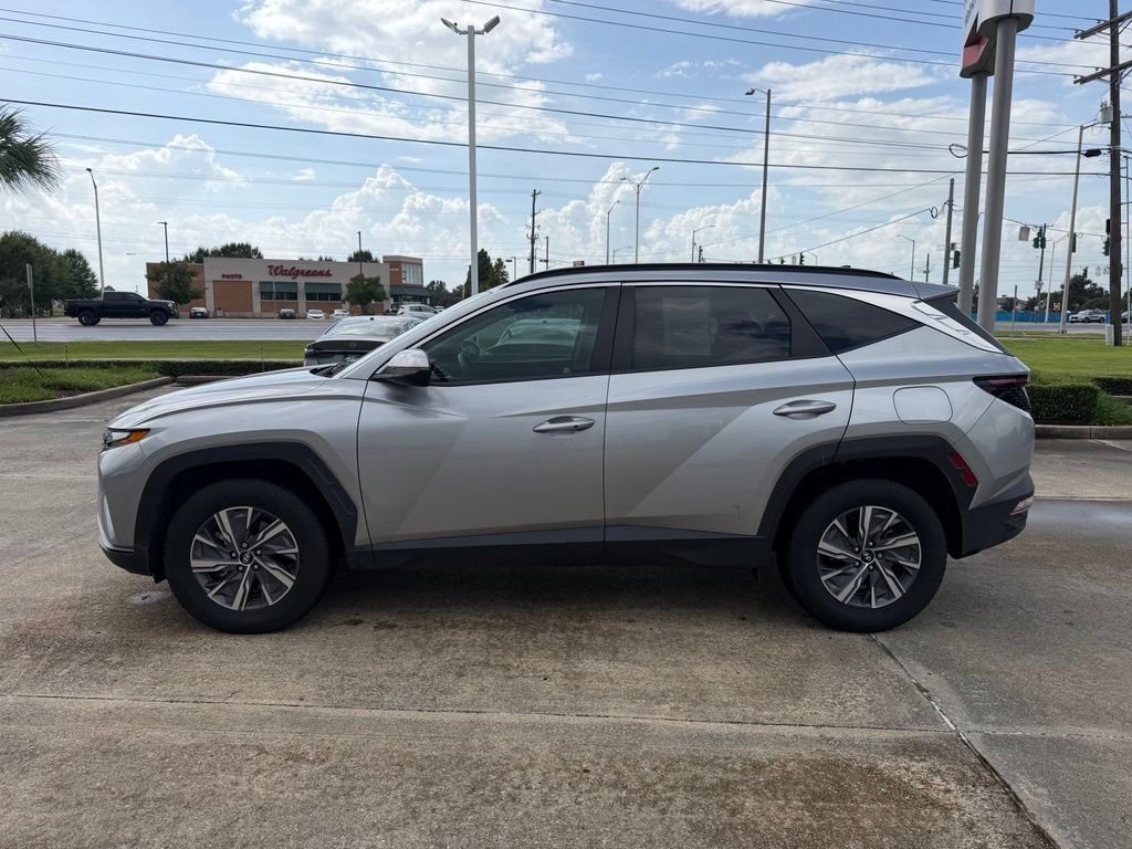 Used 2022 Hyundai Tucson Blue AWD/4WD image 2