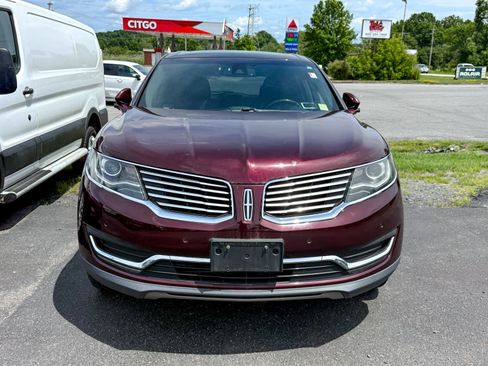 Used 2018 Lincoln MKX Reserve w/ Driver Assistance Package AWD/4WD image 2