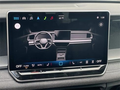 Used 2025 Volkswagen Tiguan S image 13