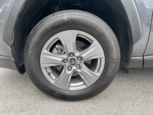 Used 2022 Toyota RAV4 XLE w/ Convenience Package image 36