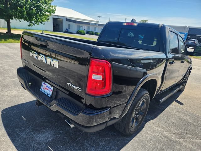 Used 2025 RAM 1500 Big Horn AWD/4WD image 3