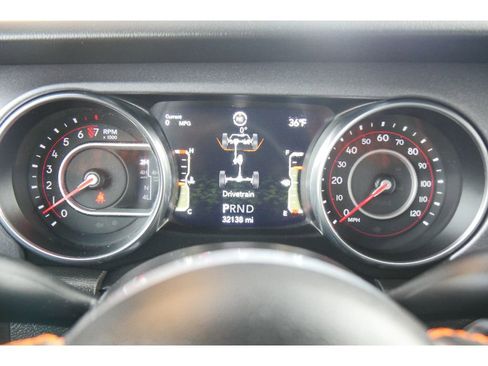 Used 2022 Jeep Gladiator Mojave w/ Cold Weather Group image 21