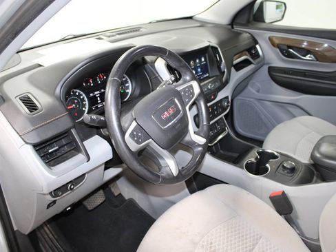 Used 2018 GMC Terrain SLE FWD image 16