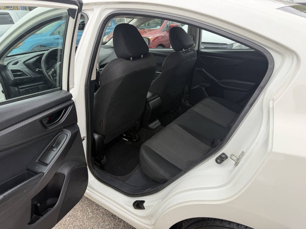 Used 2017 Subaru Impreza 2.0i AWD/4WD image 18