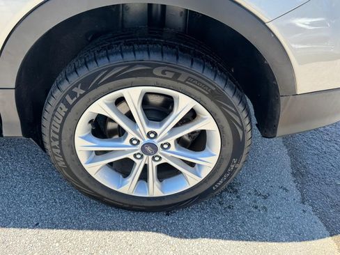 Used 2018 Ford Escape SE AWD/4WD image 7