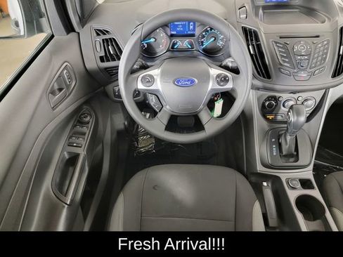 Used 2015 Ford Escape S image 24