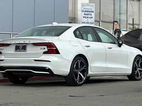 Certified 2024 Volvo S60 B5 Ultimate w/ Climate Package image 2