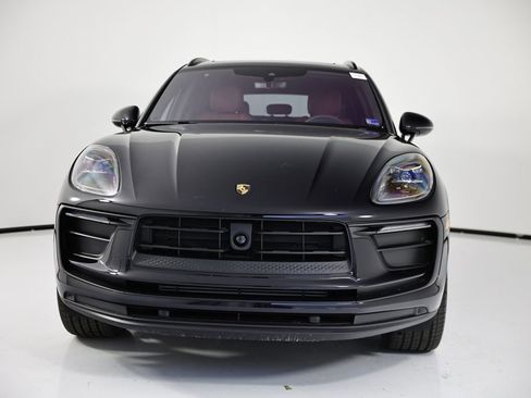 New 2026 Porsche Macan image 10