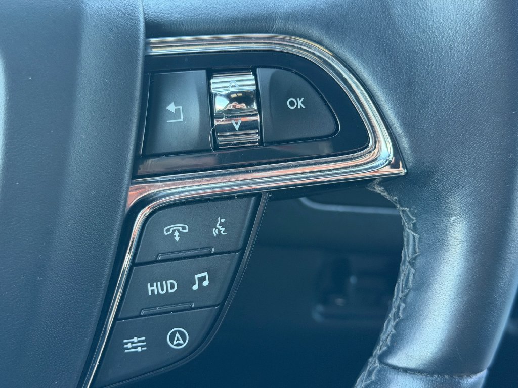 Used 2023 Lincoln Navigator Reserve AWD/4WD image 15