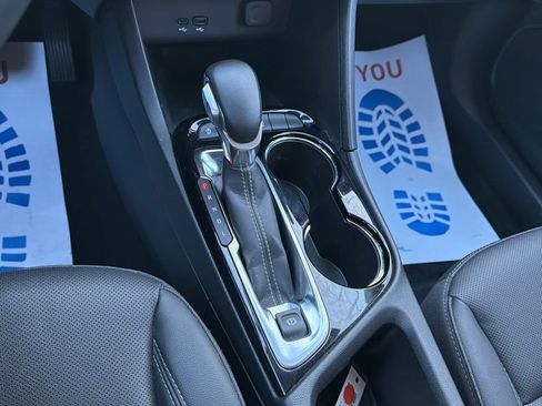 Used 2024 Buick Encore GX Sport Touring image 23