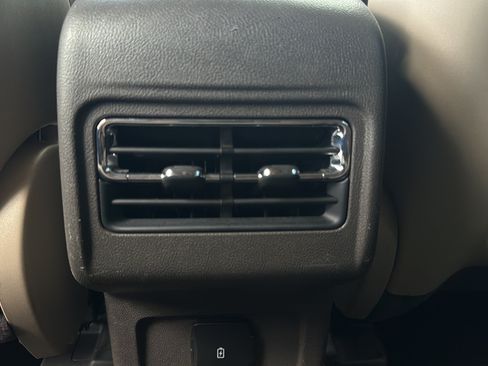 Used 2022 Lincoln Corsair FWD image 22