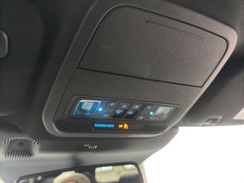 Used 2025 Ford Explorer ST AWD/4WD image 37