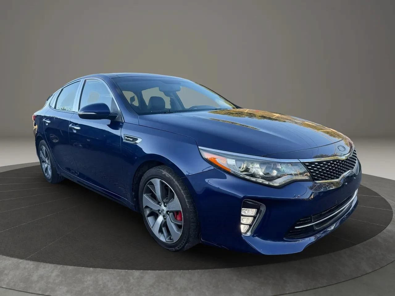 Used 2018 Kia Optima SX FWD image 3