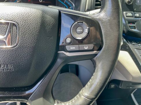 Used 2020 Honda Odyssey Elite image 15