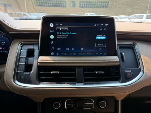Used 2022 Chevrolet Tahoe Premier AWD/4WD image 19