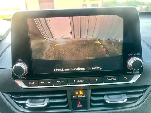 Used 2019 Nissan Altima 2.5 SV image 15