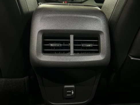 Certified 2024 GMC Terrain AT4 w/ Tech Package AWD/4WD image 21