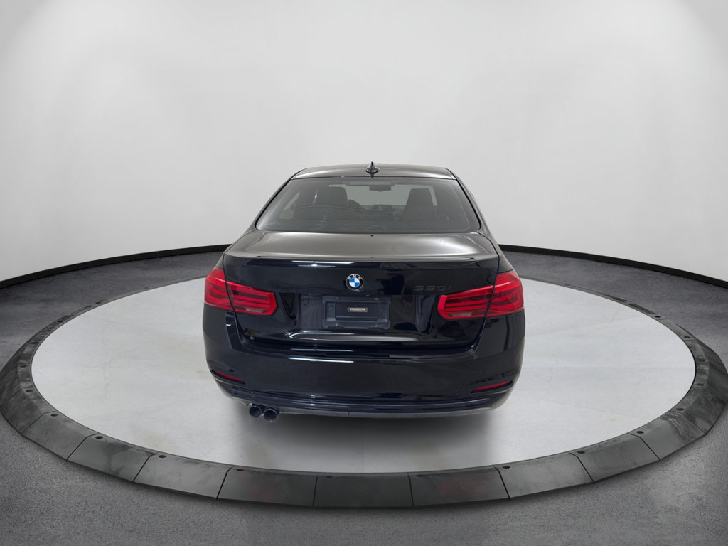 Used 2018 BMW 330i Sedan RWD image 7