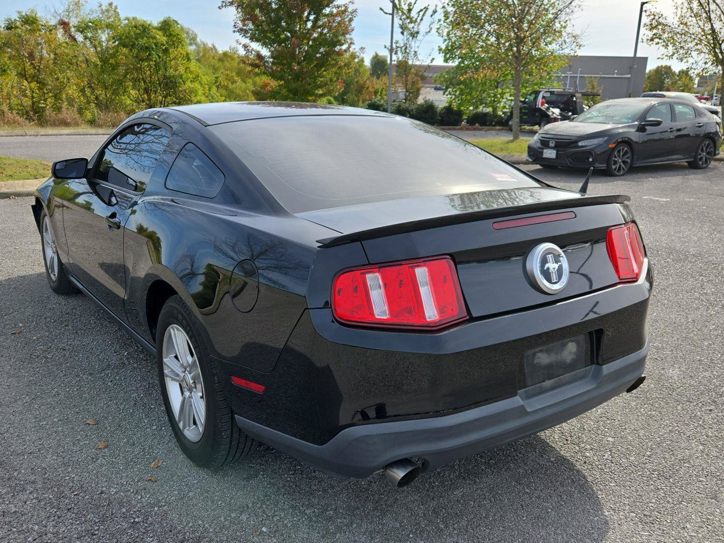 Used 2011 Ford Mustang Coupe w/ 101A Rapid Spec Order Code RWD image 5