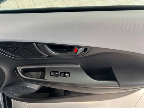 Used 2018 Hyundai Kona SEL w/ SEL Tech Package 02 FWD image 15