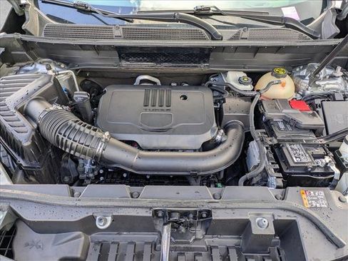 Used 2023 GMC Acadia SLT image 23