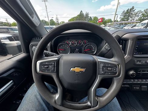 Used 2022 Chevrolet Silverado 2500 Custom w/ Custom Value Package AWD/4WD image 13